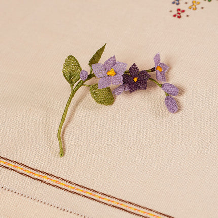 Embroidered Pin "Flower_5"