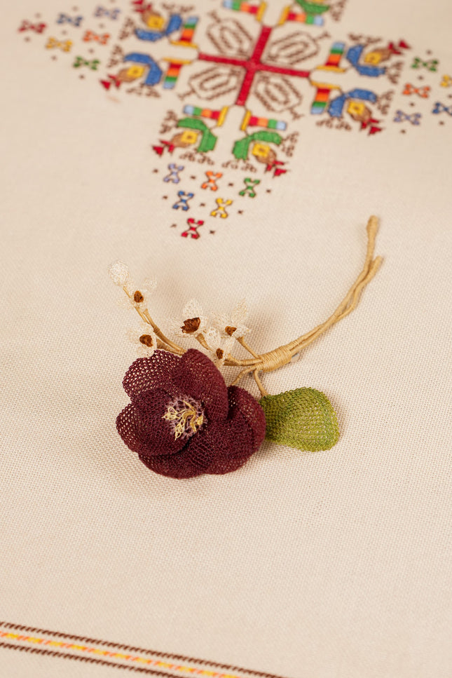Embroidered Pin "Flower_9"