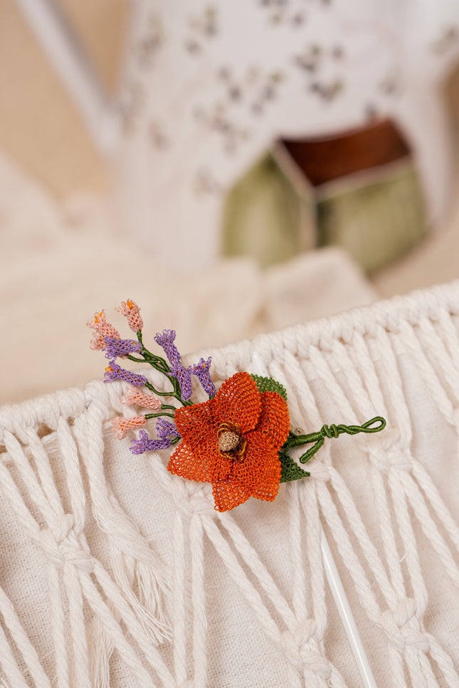 Embroidered Pin "Flower_25"